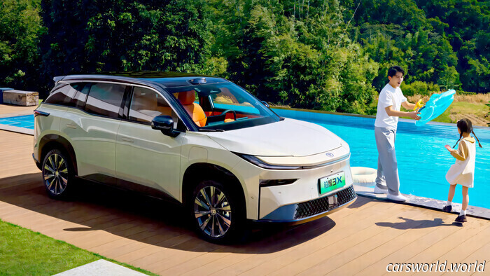 Toyota Retrasa la Planta Japonesa De Baterías Después De Reducir Drásticamente Los Objetivos De Ventas De Vehículos Eléctricos | Carscoops